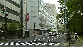 道庁あかれんが庁舎すぐそば