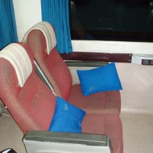 最優等列車・アルゴ号の座席、ジャカルタ⇒バンダン