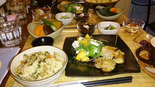 ランチもディナーも