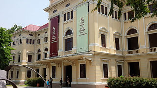 午後４時から入場無料（外国人の通常入場料は300バーツ）