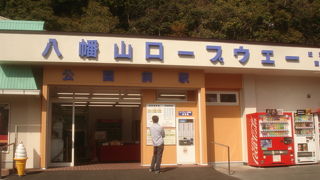 八幡宮脇のロープウエイ