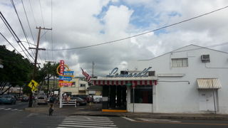 揚げたてのマラサダ激ウマ！！