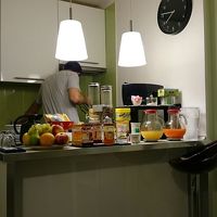 食堂でPaoloさんが朝食を準備してくれます