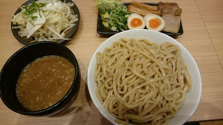 うどん並みの超極太麺