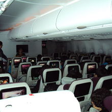 A380になると少しだけ狭くなりました。