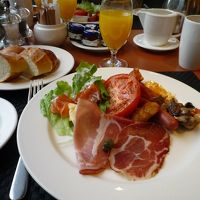 朝食ビュッフェ