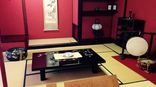 2階は芸妓遊びの雰囲気