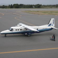 大島〜調布間就航のドルニエ