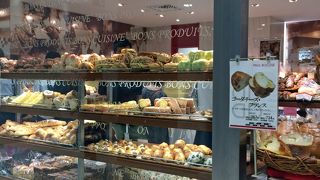 大丸東京店の人気ベーカリー  ポール・ボキューズ