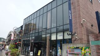 キャットストリート沿いです