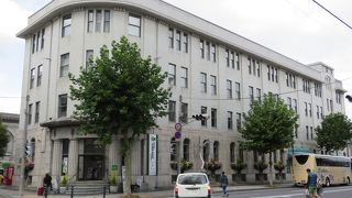 今はホテルとして使われています