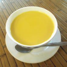 普通のプリンだけど激ウマ（同じお店にて）