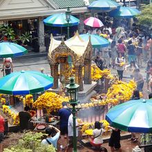 ブリッジの上から