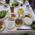 朝夕バイキング食事付きに大満足！