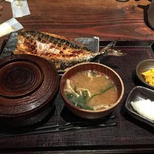 極上さばいしる定食