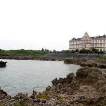 これはドイツらしい建物　パレス館　休館中