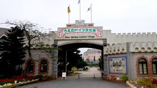 マルクスブルグ城をまねてはいるのだが．．．サンゴ礁とハート岩の方がきれい