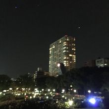 西の空には金星と木星が輝いていました