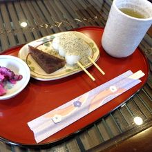 これは胡麻きな粉　460＋税