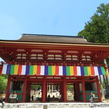 壇上伽藍への入口　中門