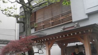 住宅街の中にある歴史スポット