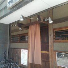 お店の外観です