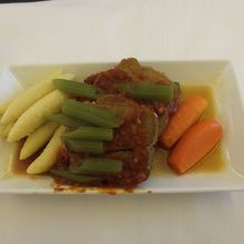 メインは肉料理にしました