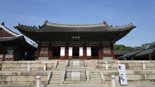 昌慶宮　歴史の詰まった宮殿