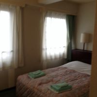 天井や床の汚れは気になりますが、他は綺麗です。