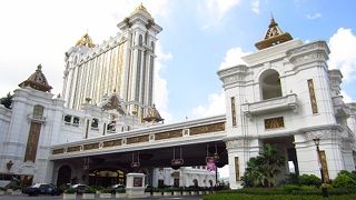 （澳門）豪華な噴水ショーも