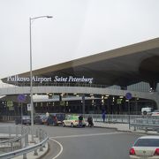 2014年に近代的な空港に変わった