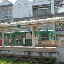 三軒茶屋方面のホームからの風景