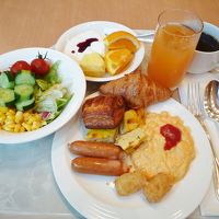 朝食バイキング