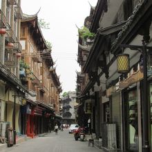 趣のある脇道の様子