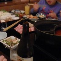 2種類のスープでしゃぶしゃぶします