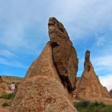 岩が今にも滑り落ちそう！