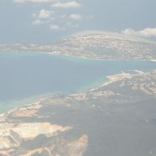 上空から瀬底島