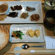 【和食】お茶漬け膳「カフェレストランやよい」