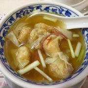 （香港）ワンタンスープと豆花がおいしかった