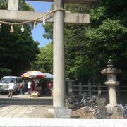 二の付く日に市が立つ