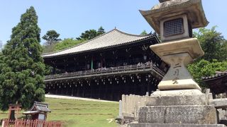 お水取りで有名な二月堂☆