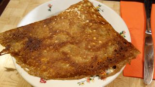 「クレープ通り」の人気店。おいしいクレープ屋さんです。