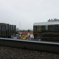 部屋からの眺望。2階だからこんなもんですね。