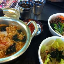 こちらはランチメニュー