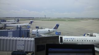 入国・税関審査は自身の端末操作でできました