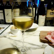 グラスオーダーの白ワイン