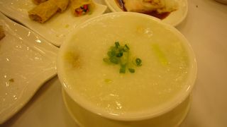 香港島で気軽に朝食～高級店なのに安い「彩福」