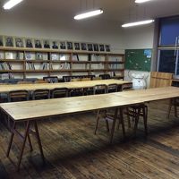 図書館です　２２:００まで利用できます