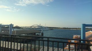 広々しています