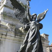 エンリケ航海王子像